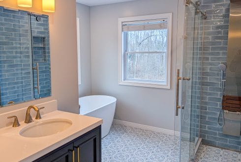 4 piece en-suite bathroom renovation in Kemptville