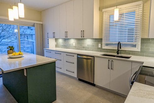 Kitchen Renovation in Barrhaven - Modern Contrast
