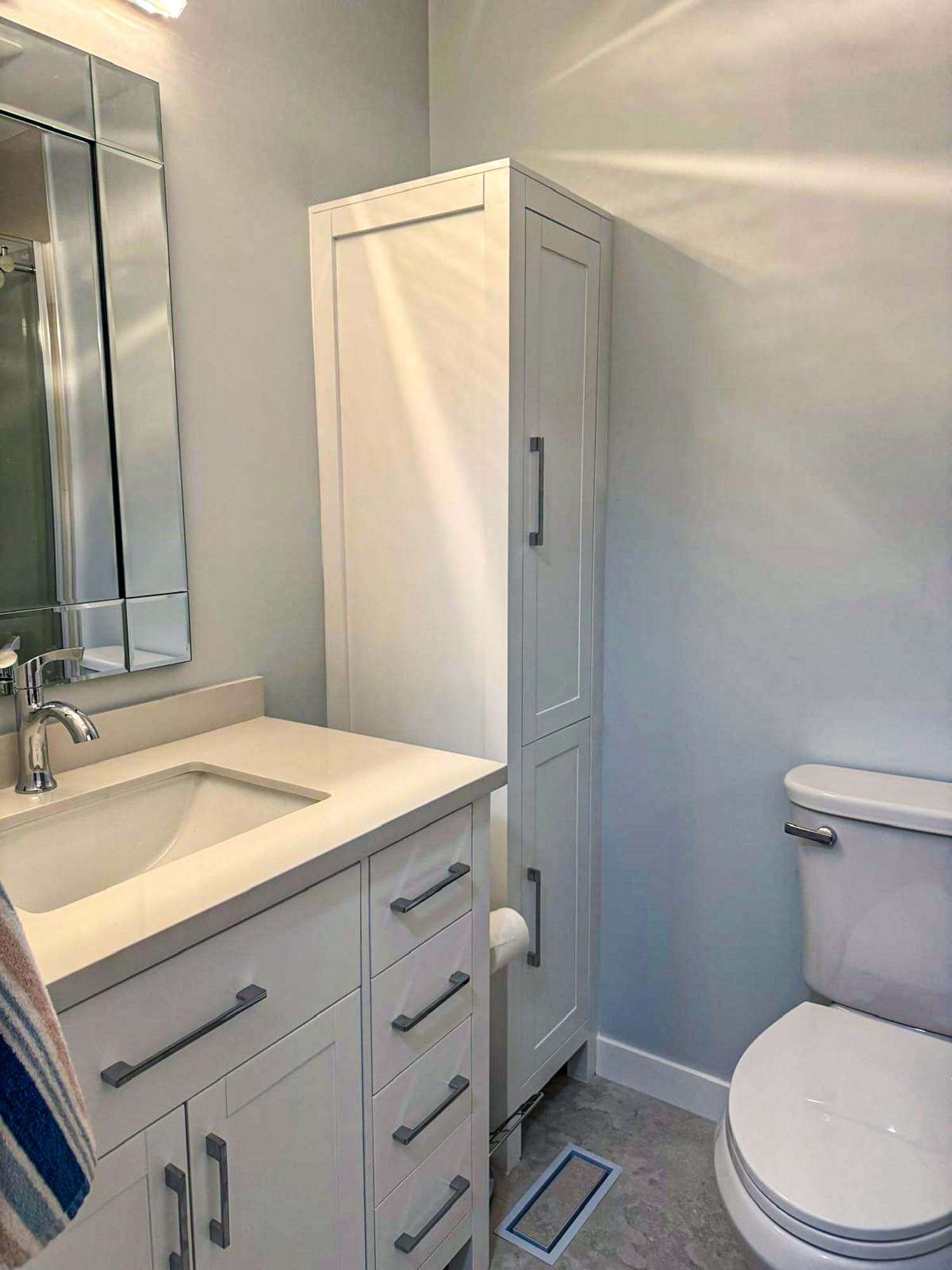 Tub-to-Shower Conversion in Nepean – Practical Solutions for Small Spaces