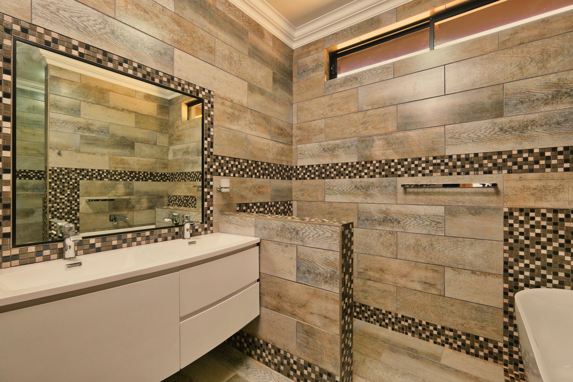 Bathroom Renovation in Manotick: What Rural Ottawa Homeowners Need to Know
